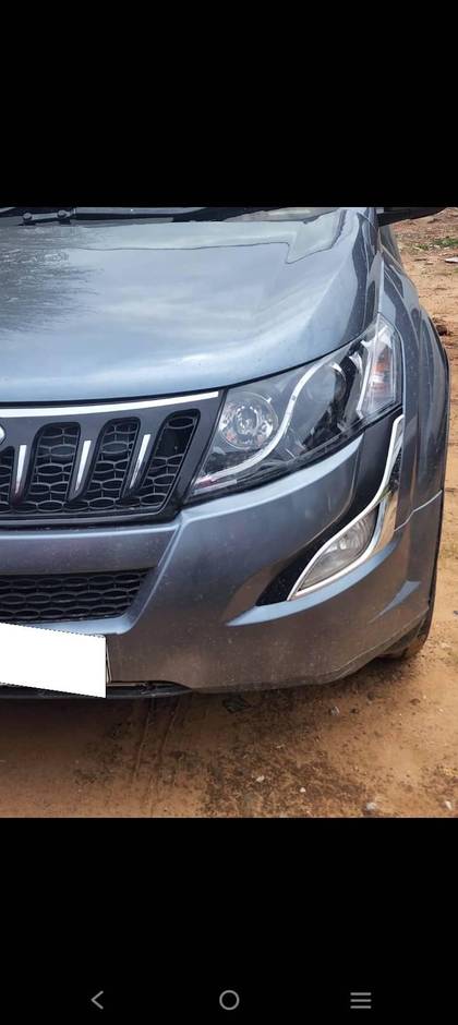 Mahindra XUV500 W11 FWD Diesel