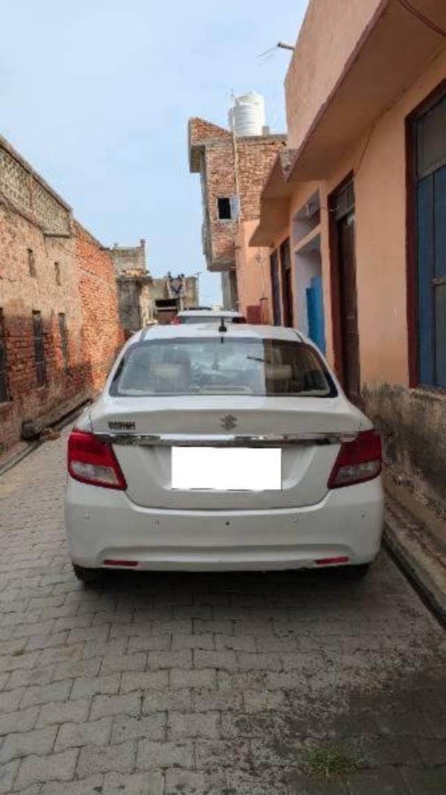 https://images10.gaadi.com/usedcar_image/4127334/original/processed_7031ab50-a56d-4672-b20e-df2ac4d9a560.jpg?imwidth=6401