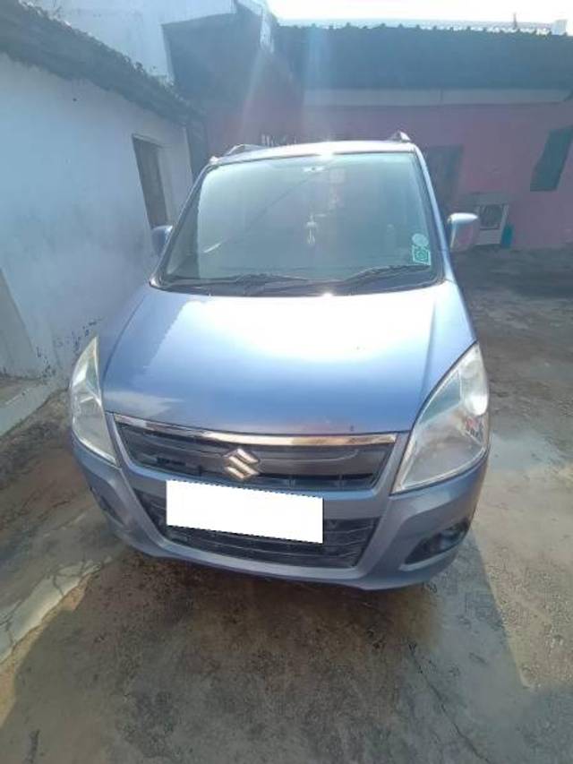 https://images10.gaadi.com/usedcar_image/4127414/original/processed_6adc2b1f-80ff-4401-8be3-6f34cae389a7.jpg?imwidth=6400