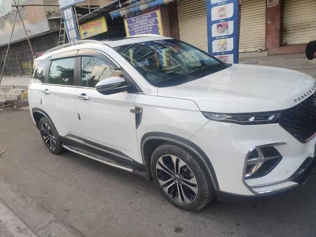 https://images10.gaadi.com/usedcar_image/4127463/original/processed_b7463abf-56cf-4eb4-bde4-c063a21a3a40.jpg?imwidth=6402