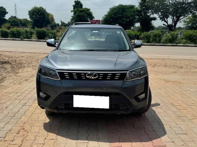 https://images10.gaadi.com/usedcar_image/4127807/original/processed_57bf08ba-3adc-4198-b969-4a7adc6bf48c.jpeg?imwidth=6401