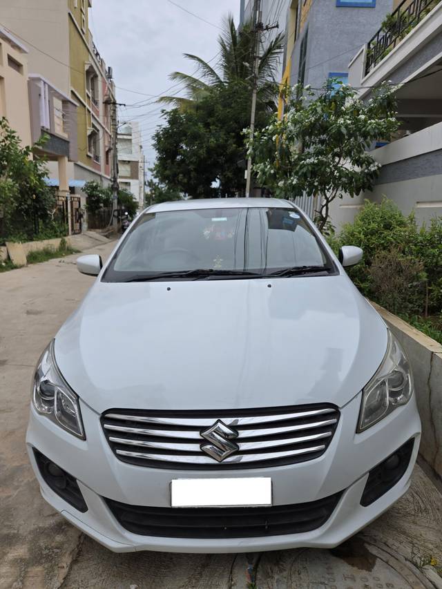 https://images10.gaadi.com/usedcar_image/4127867/original/processed_3e182650f79851af67c6808c502ad60c.jpg?imwidth=6400