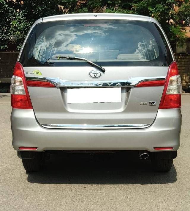 https://images10.gaadi.com/usedcar_image/4128039/original/processed_e173893bb0342ba88d2b0498f2a6a886.jpg?imwidth=6402