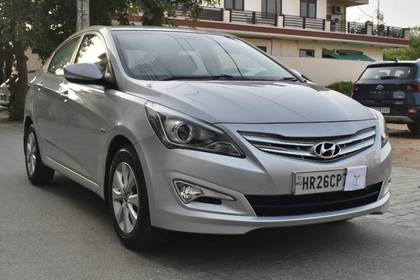 Hyundai Verna 1.6 SX VTVT