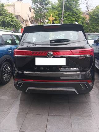 MG Hector Plus MG Hector Plus 1.5 Turbo Savvy Pro CVT 7 Str BSVI