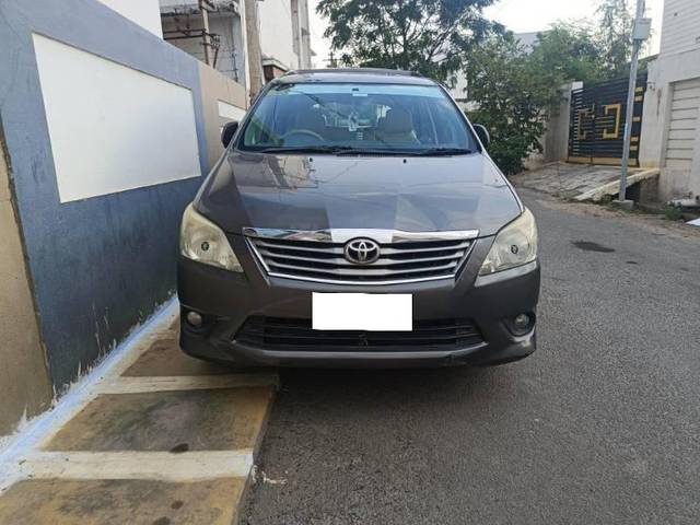 https://images10.gaadi.com/usedcar_image/4128161/original/processed_9914a363-6cf7-4f41-8b2f-6448dc205d77.jpg?imwidth=6400