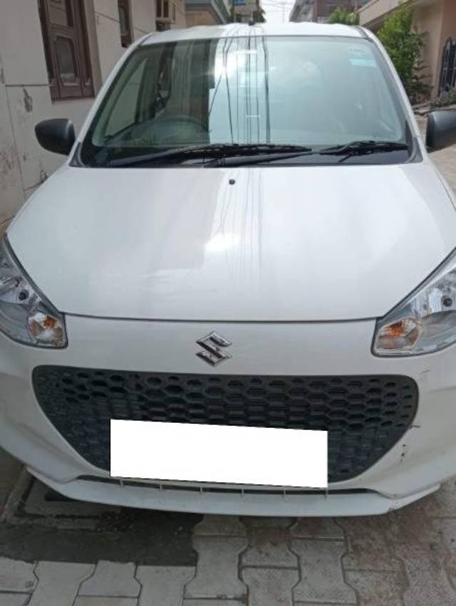 https://images10.gaadi.com/usedcar_image/4128184/original/processed_9bbf7a36-6c3b-4f82-a223-0a8a33e34345.jpg?imwidth=6400