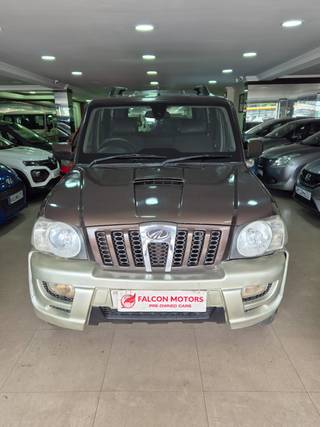 Mahindra Scorpio 2006-2009 Mahindra Scorpio VLX AT 2.2 mHAWK