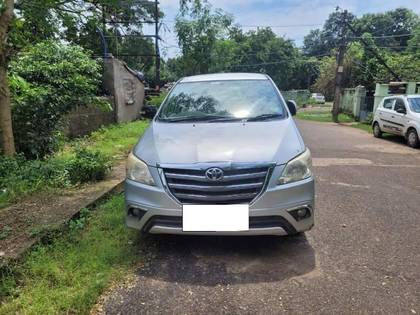 Toyota Innova 2.5 VX (Diesel) 8 Seater