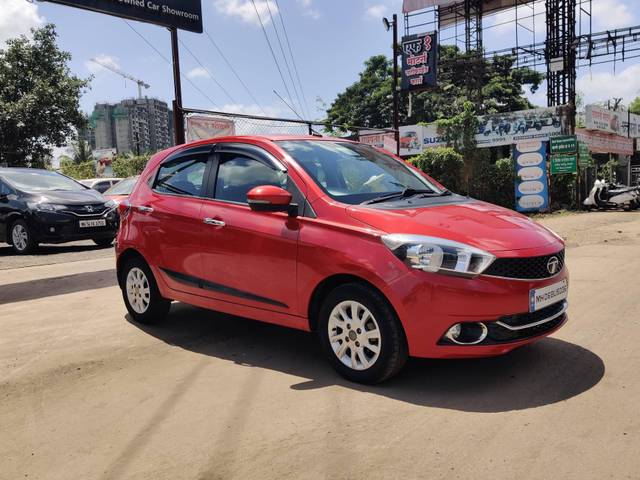 https://images10.gaadi.com/usedcar_image/4128512/original/processed_421d400502377ebef0873403c59b5cd0.jpg?imwidth=6402