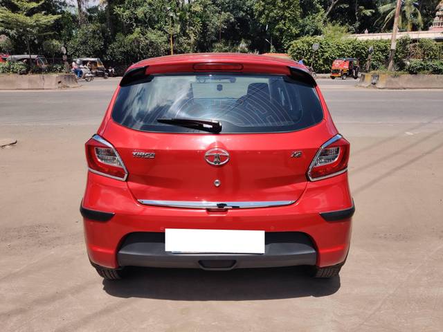 https://images10.gaadi.com/usedcar_image/4128512/original/processed_ceeef800839357ed0d7c3a2f6df0ef33.jpg?imwidth=6401