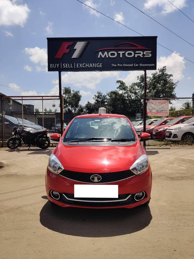 https://images10.gaadi.com/usedcar_image/4128512/original/processed_fbe174794266e67c2a669c174255a98d.jpg?imwidth=6400