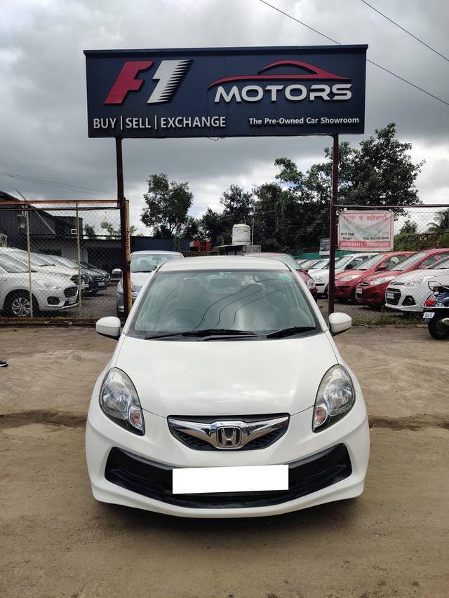 https://images10.gaadi.com/usedcar_image/4128612/original/processed_3bde4f40bb94e7760c48d383e407743d.jpg?imwidth=6400