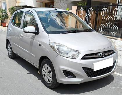 Hyundai i10 Sportz AT