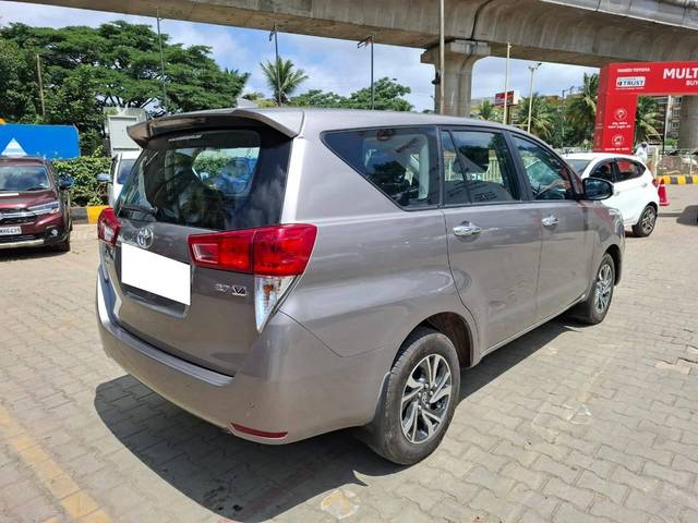 https://images10.gaadi.com/usedcar_image/4128731/original/processed_dcdb44d2c8a7166d755ce588ba6b6a60.jpeg?imwidth=6402