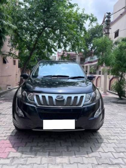 Mahindra XUV500 W8 1.99 mHawk