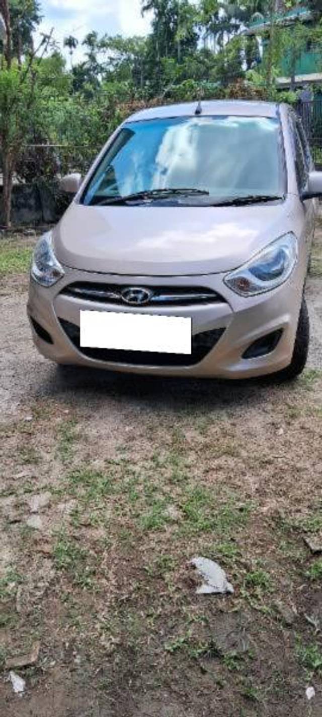 https://images10.gaadi.com/usedcar_image/4128788/original/processed_bfeabfa1-0f88-4663-bb95-be622e9c9c06.jpg?imwidth=6400