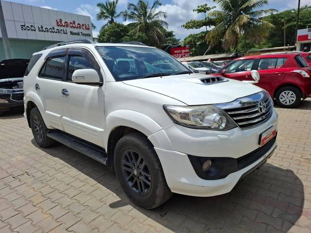 https://images10.gaadi.com/usedcar_image/4128826/original/processed_009c8eca5f97f991a0232d1f5c31de8f.jpeg?imwidth=6400