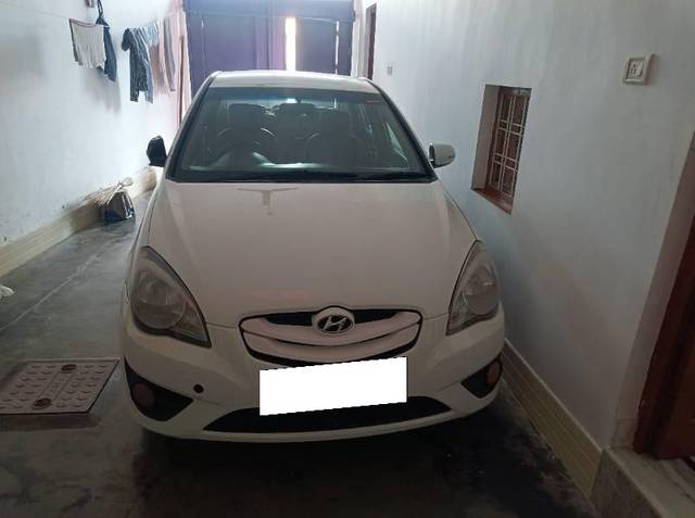 https://images10.gaadi.com/usedcar_image/4128872/original/processed_32f6c46f-7d11-4590-a104-68440b1cdbe8.jpg?imwidth=6400