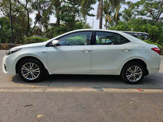 https://images10.gaadi.com/usedcar_image/4128942/original/processed_49e50f35399402753e45342a77815dfb.jpg?imwidth=6402