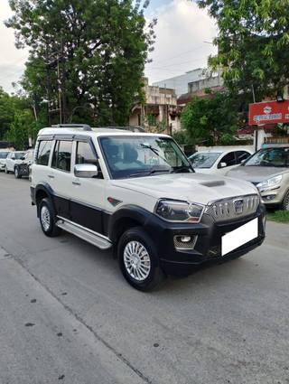 Mahindra Scorpio 2014-2022 Mahindra Scorpio S2 7 Seater