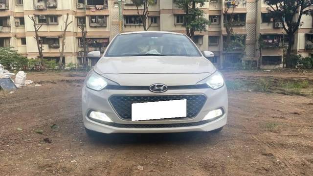 https://images10.gaadi.com/usedcar_image/4129002/original/processed_75653c60-570c-4111-8afa-535a3111a527.jpg?imwidth=6400