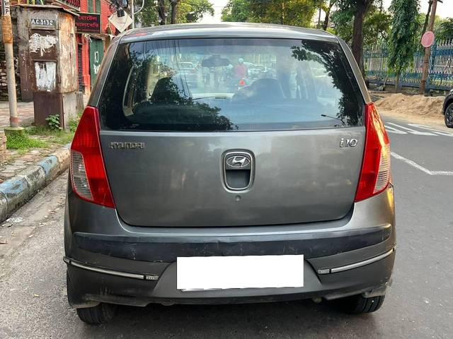 https://images10.gaadi.com/usedcar_image/4129069/original/processed_a08ea4086b6e81d8cbed218d42459d27.jpg?imwidth=6402