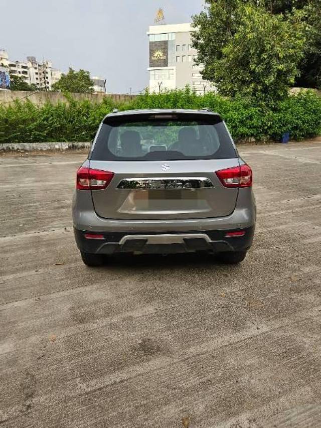 https://images10.gaadi.com/usedcar_image/4129071/original/processed_a01cf979-2e15-4ae2-8138-33efe29cbbf4.jpg?imwidth=6402