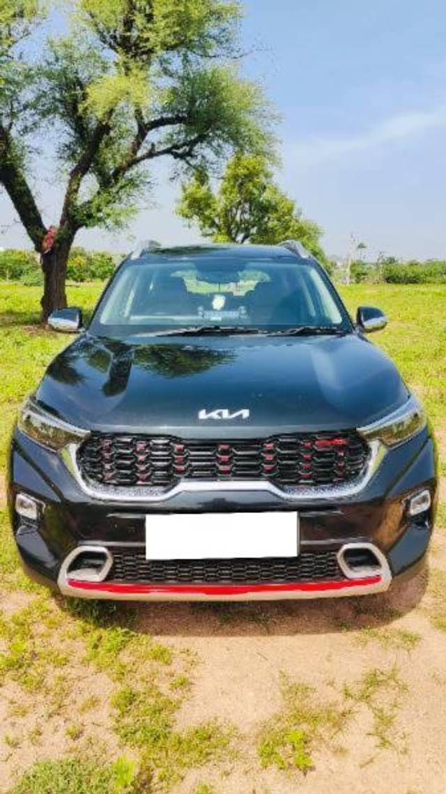 https://images10.gaadi.com/usedcar_image/4129075/original/processed_b52ce823-79d1-4c4d-996f-a9f73a3cf7c2.jpg?imwidth=6400