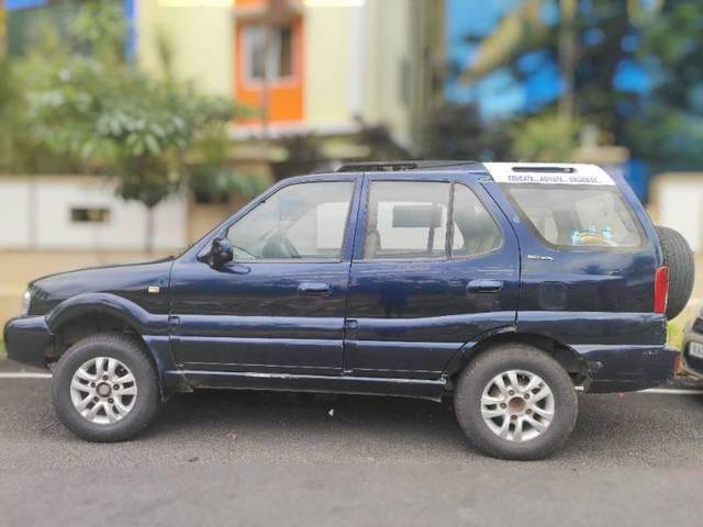 https://images10.gaadi.com/usedcar_image/4129110/original/processed_processed_a38b0a01-bf66-46df-8708-9746aceb781a.jpg?imwidth=6400