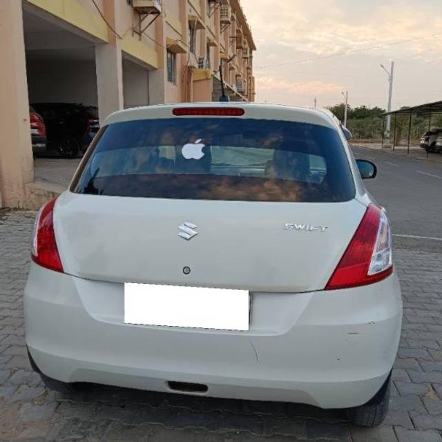 https://images10.gaadi.com/usedcar_image/4129128/original/processed_ab6e11d8-19eb-40b0-8289-101c8bed8303.jpg?imwidth=6401