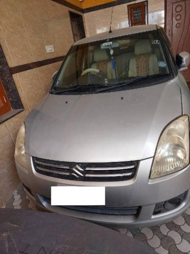 https://images10.gaadi.com/usedcar_image/4129361/original/processed_d7bb1cd9-4e3a-4396-bc9d-8414744ed962.jpg?imwidth=6400