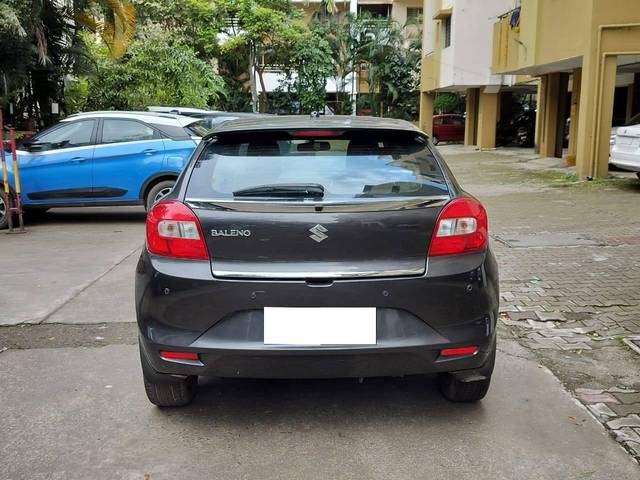 https://images10.gaadi.com/usedcar_image/4129497/original/processed_9361361f529ec6448546a8a4970c563f.jpg?imwidth=6402