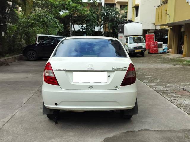 https://images10.gaadi.com/usedcar_image/4129500/original/processed_ebde07ded70deea29c5a0dad7a801660.jpg?imwidth=6402