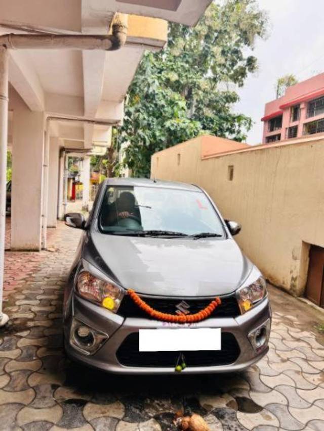 https://images10.gaadi.com/usedcar_image/4129576/original/processed_798eb2b8-9e18-48e1-b5e8-6727a16641ae.jpg?imwidth=6400