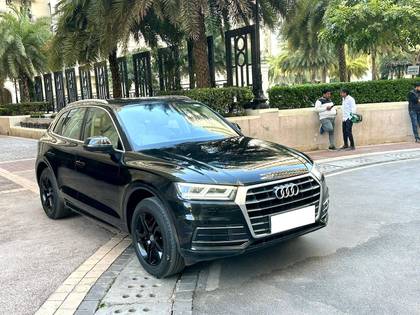 Audi Q5 40 TDI Premium Plus