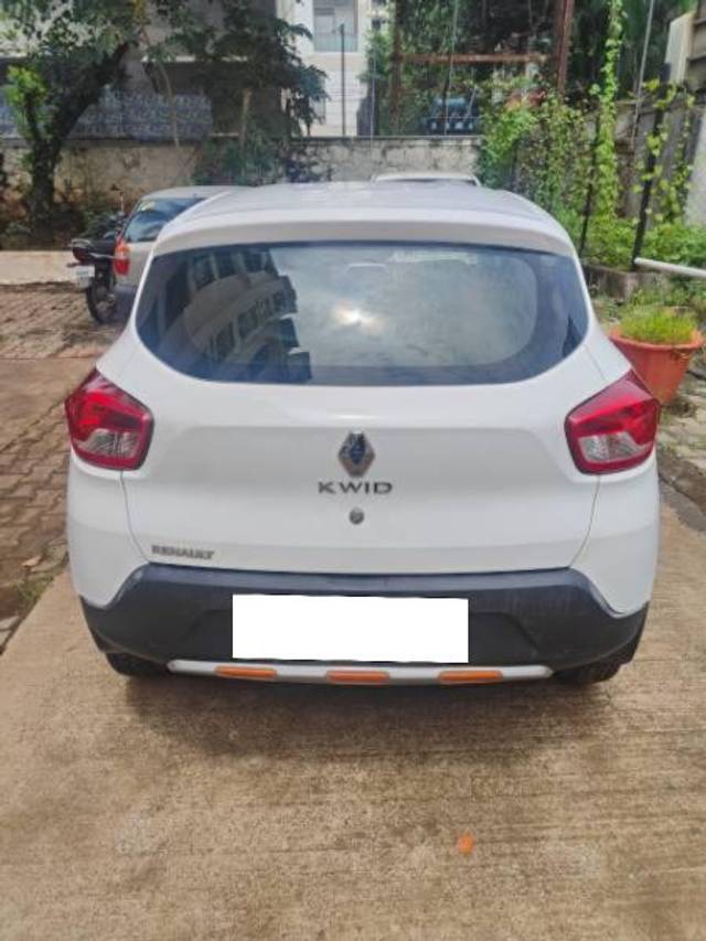 https://images10.gaadi.com/usedcar_image/4129639/original/processed_117c3bc0-eb8e-4297-a072-0670143a0d67.jpg?imwidth=6401