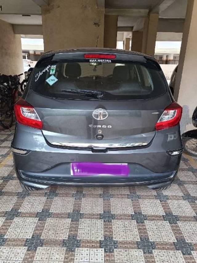 https://images10.gaadi.com/usedcar_image/4129662/original/processed_c8511f70-e853-4462-a091-cabfb62d5ec7.jpg?imwidth=6402