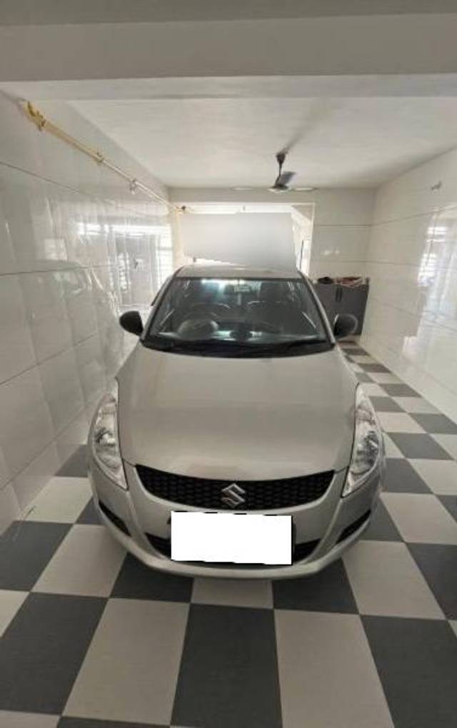 https://images10.gaadi.com/usedcar_image/4129708/original/processed_48c6bebb-987e-45ad-b232-f4241c6913c8.jpeg?imwidth=6401