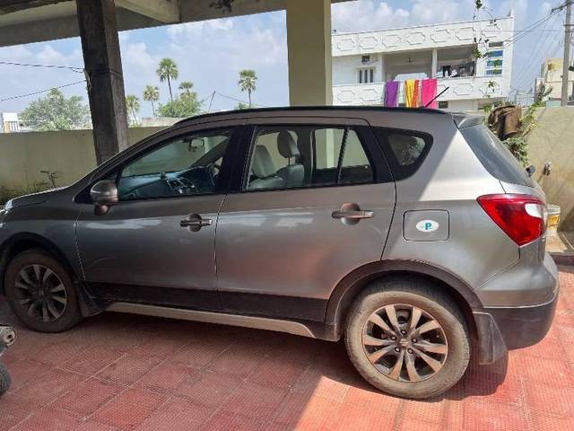 https://images10.gaadi.com/usedcar_image/4129833/original/processed_eac868dc-bcb0-466e-99dc-db8790a4992b.jpeg?imwidth=6402