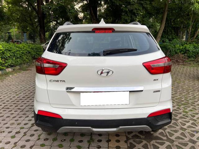 https://images10.gaadi.com/usedcar_image/4129920/original/processed_6522edaf10f1775b53cbb90aedc11713.jpg?imwidth=6401