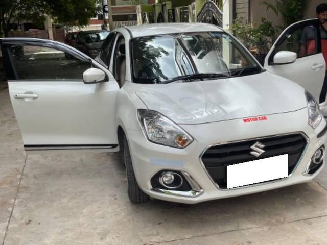 https://images10.gaadi.com/usedcar_image/4129984/original/processed_0440e0d2-ba8a-4077-8512-1a357f11beb5.jpeg?imwidth=6400