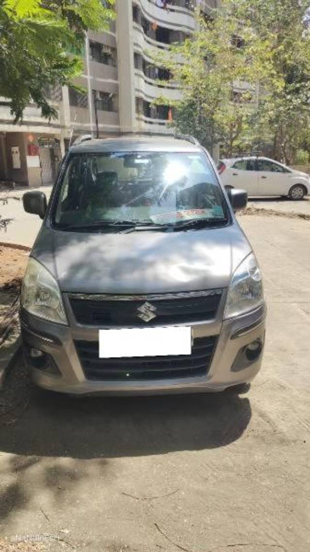 https://images10.gaadi.com/usedcar_image/4130036/original/processed_ac8c548d-525d-45a5-932c-31e306801386.jpg?imwidth=6400