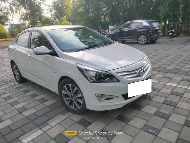 https://images10.gaadi.com/usedcar_image/4130106/original/processed_95e5e0f5-e324-4ce5-890e-513f3e5236fe.jpg?imwidth=6400