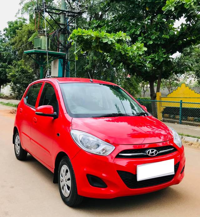 https://images10.gaadi.com/usedcar_image/4130179/original/processed_03c47b455e24b30e72b3fc032b266492.jpeg?imwidth=6400