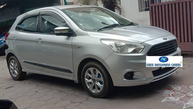 https://images10.gaadi.com/usedcar_image/4130210/original/processed_91a4d672171dcde3fb845055b004785a.jpeg?imwidth=6400