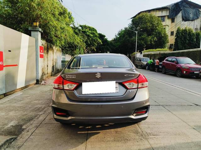 https://images10.gaadi.com/usedcar_image/4130437/original/processed_520e6748cb0cf9fa70f89787d395bd6c.jpg?imwidth=6401