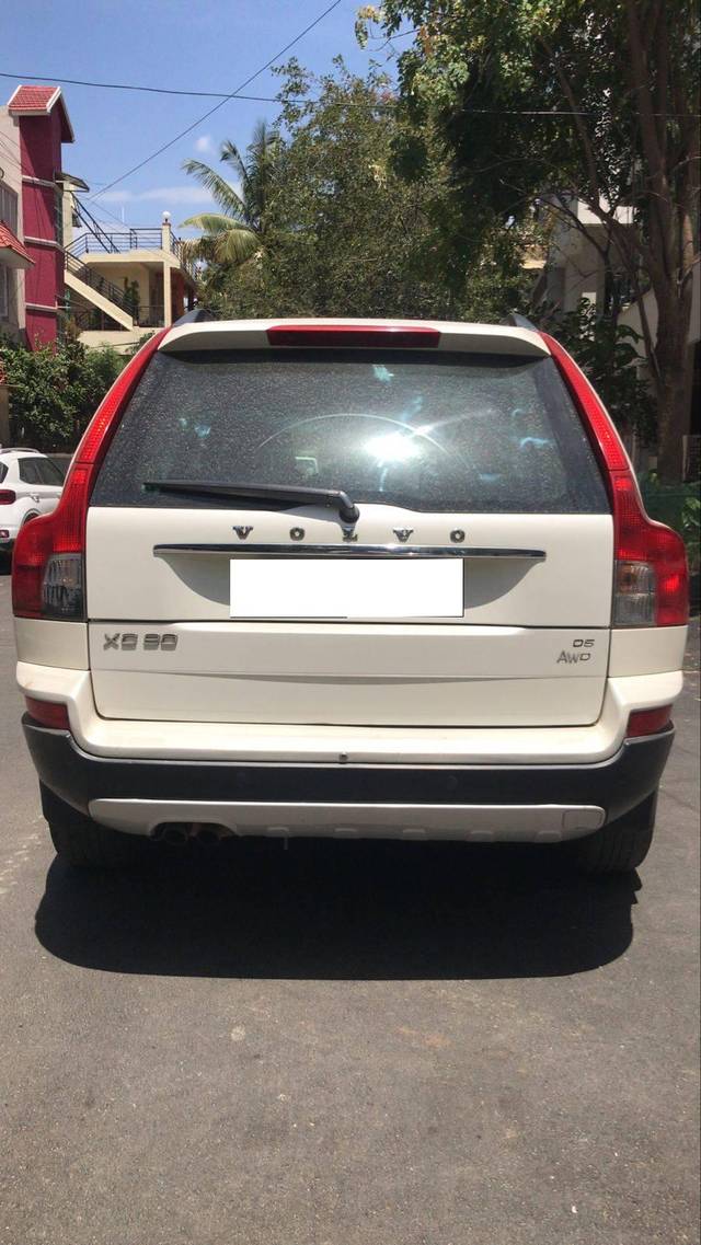 https://images10.gaadi.com/usedcar_image/4130438/original/processed_da0d9301e6c6a024e36163d94753654c.jpg?imwidth=6401