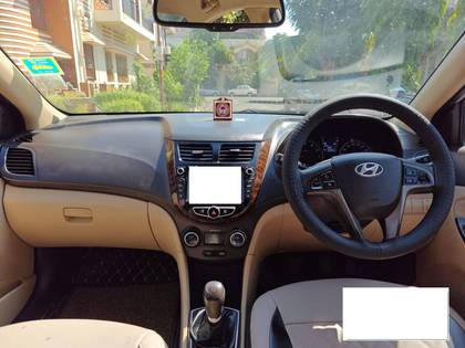 Hyundai Verna 1.6 VTVT SX