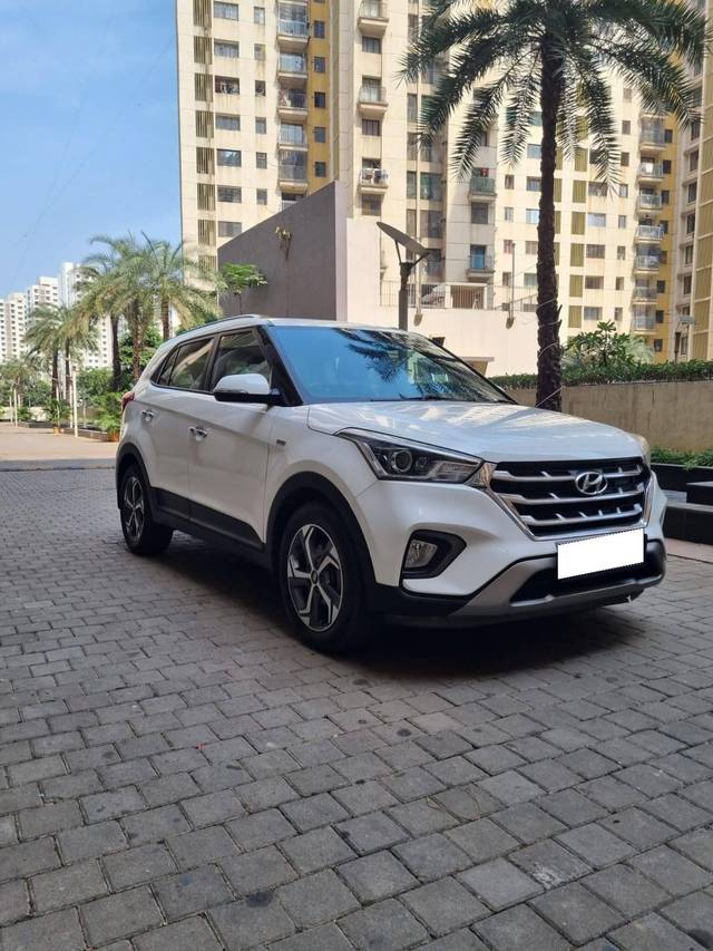 https://images10.gaadi.com/usedcar_image/4130660/original/processed_d7c3f1fada085ef0a8000f9e4904dcf5.jpg?imwidth=6400